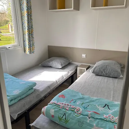 Camping Les Petites Minaudieres Coussay-les-Bois Quarto foto