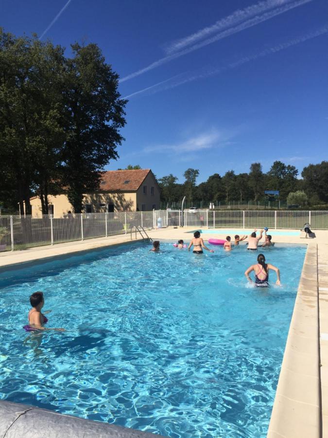 Les Petites Minaudieres Parque de Campismo Coussay-les-Bois