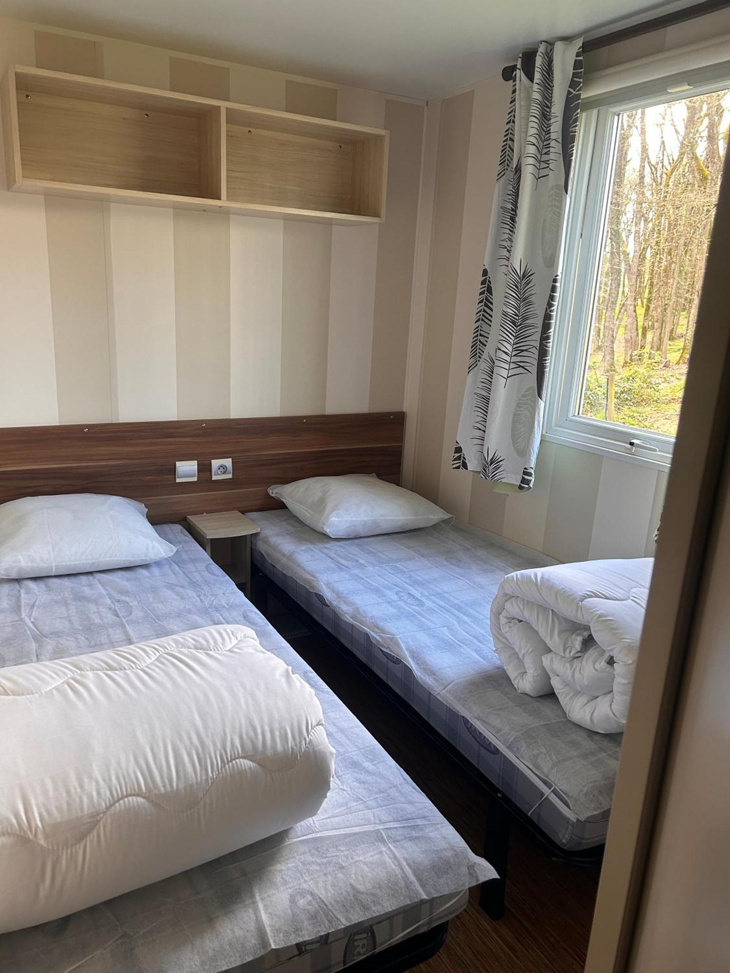 Campsite Les Petites Minaudieres Coussay-les-Bois